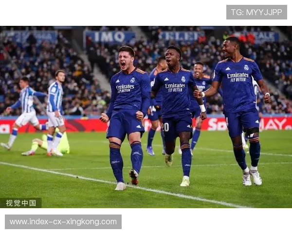 皇马断球反击四秒打成，维尼修斯低射破门