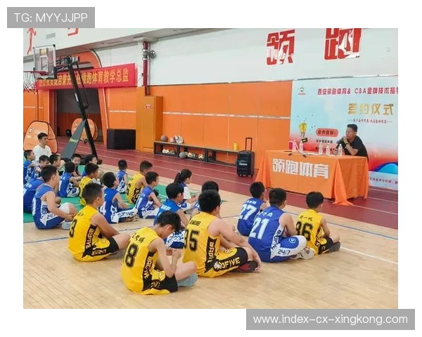 俱乐部与慈善组织合作开展青少年体育扶贫项目，基金会资助青少年体育俱乐部