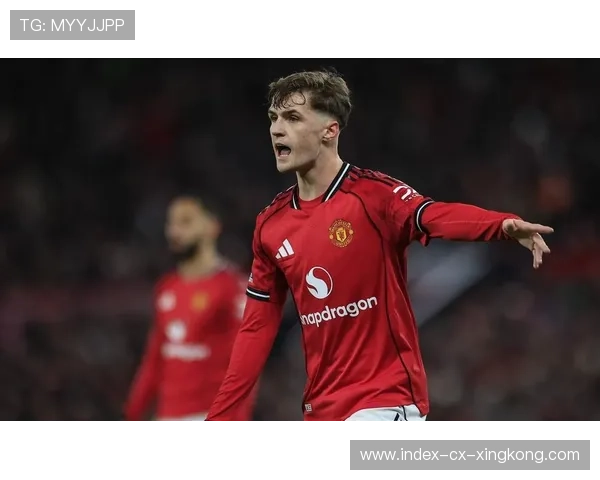 曼联后防线连续零封，球队士气回升