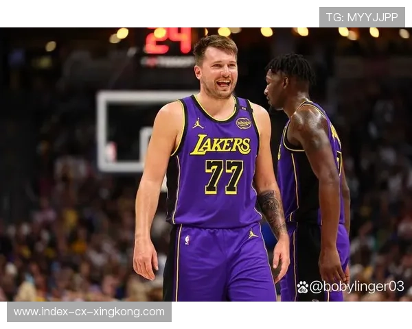 东契奇单挑连续取分,独行侠再掀全场高潮