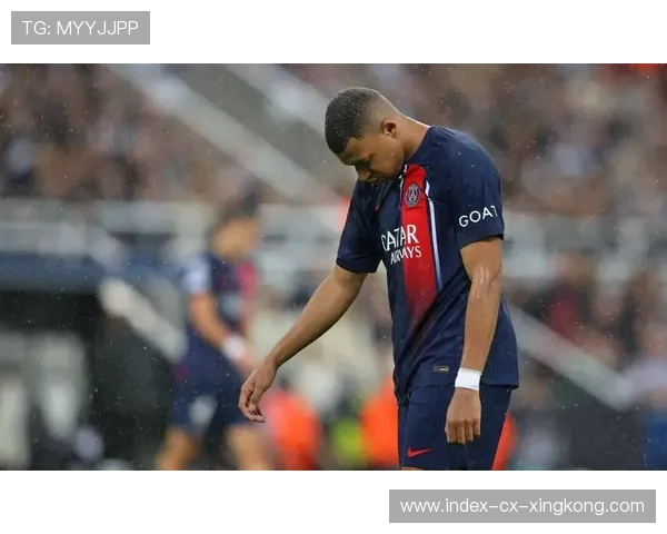 姆巴佩外线突破造成混乱，巴黎进攻区域全面开火